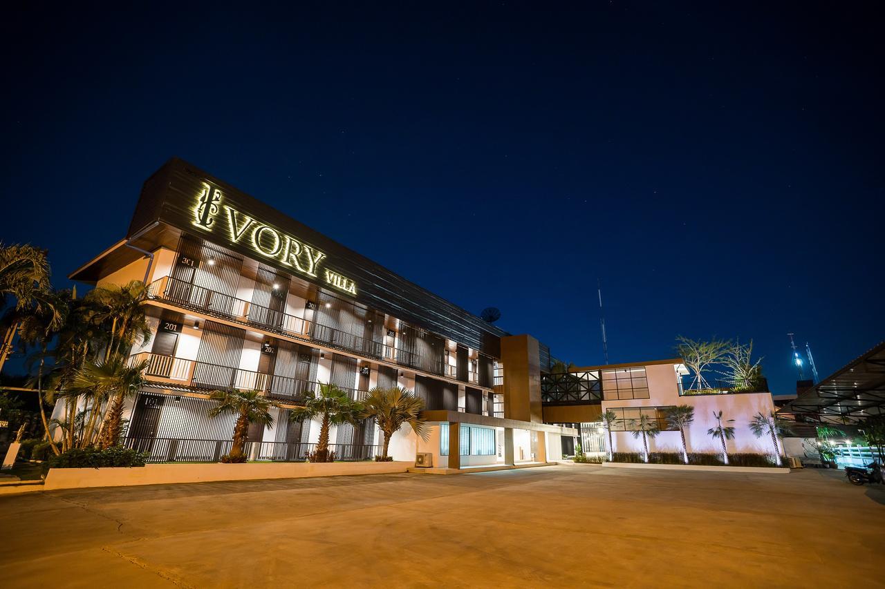 Ivory Villa City Bang Lamung Exterior foto