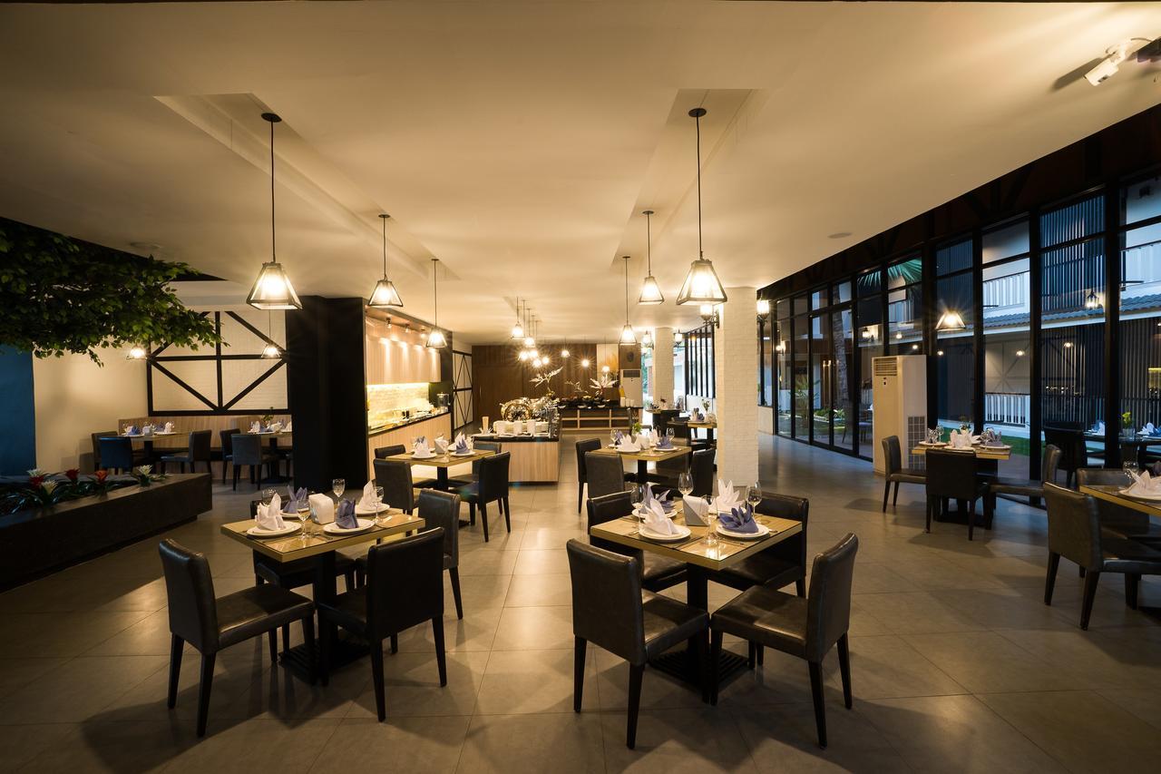 Ivory Villa City Bang Lamung Exterior foto