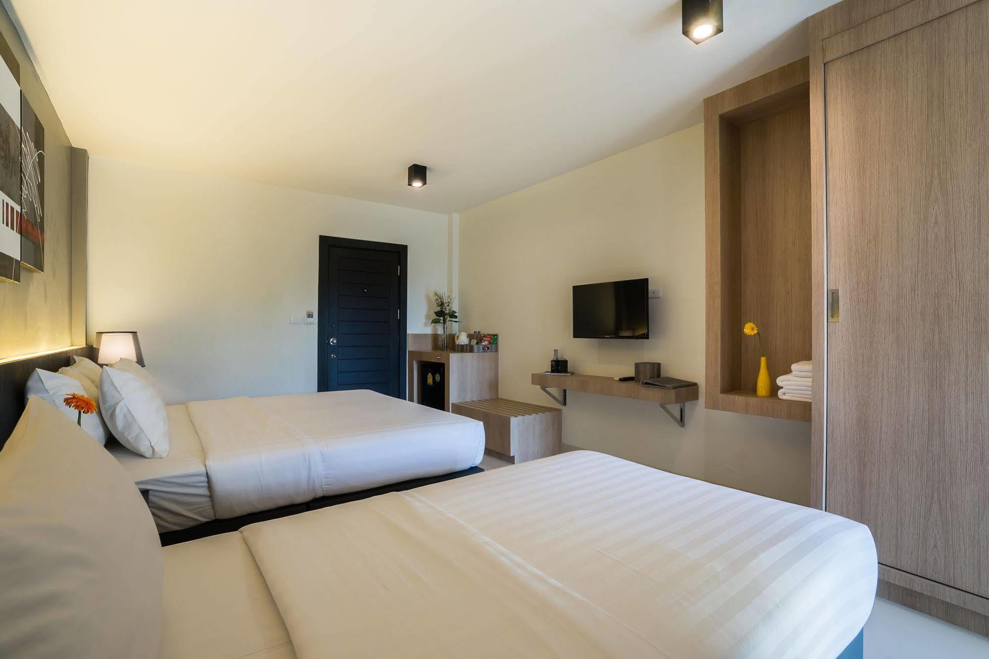 Ivory Villa City Bang Lamung Exterior foto