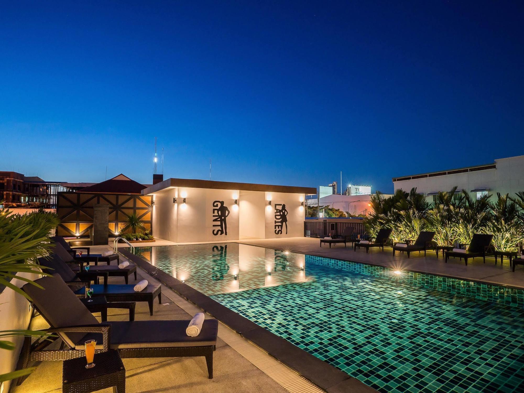 Ivory Villa City Bang Lamung Exterior foto