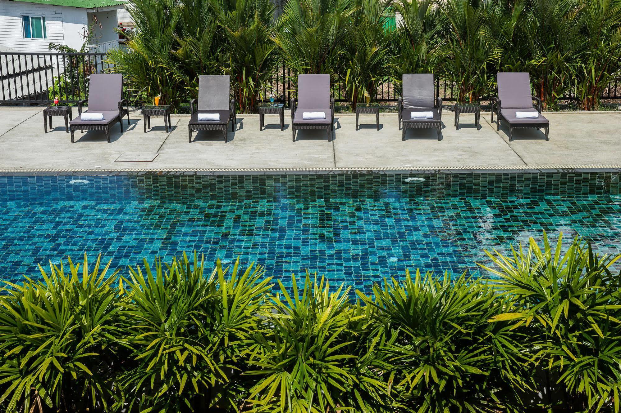 Ivory Villa City Bang Lamung Exterior foto