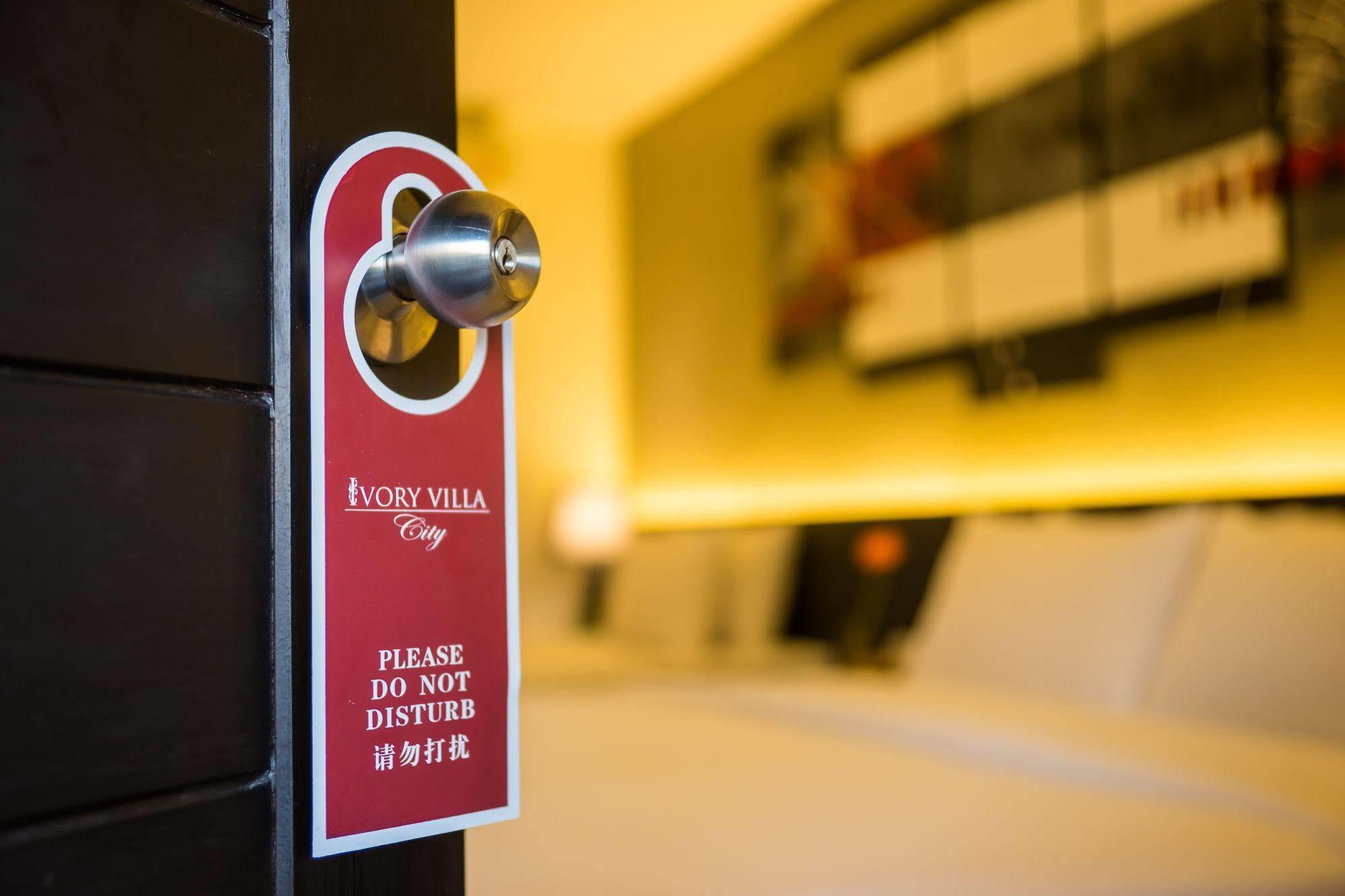 Ivory Villa City Bang Lamung Exterior foto